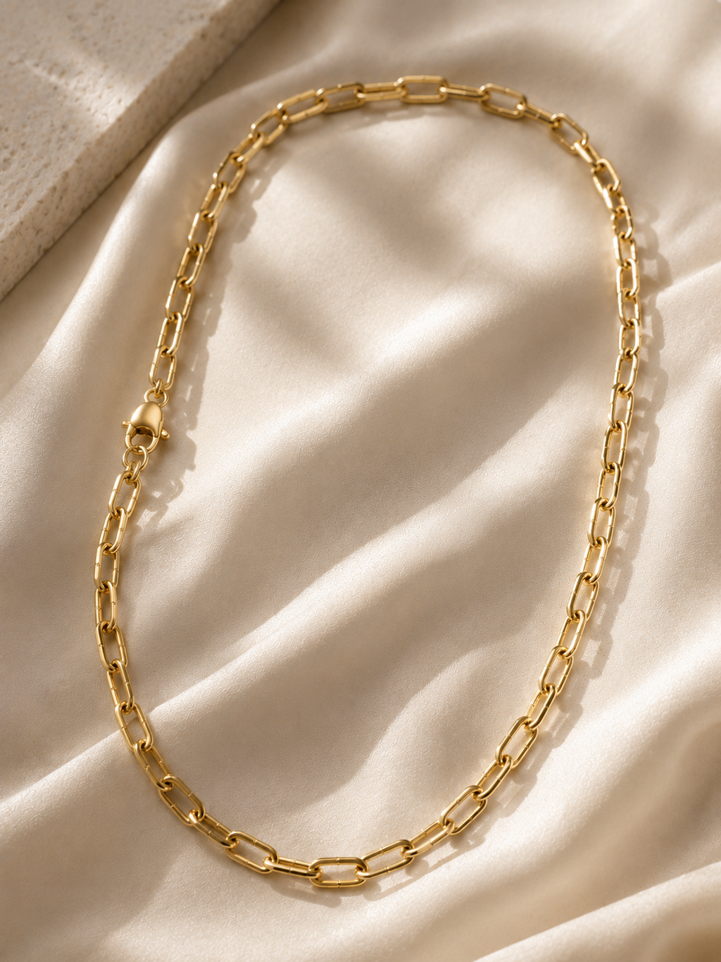 Collar de oro